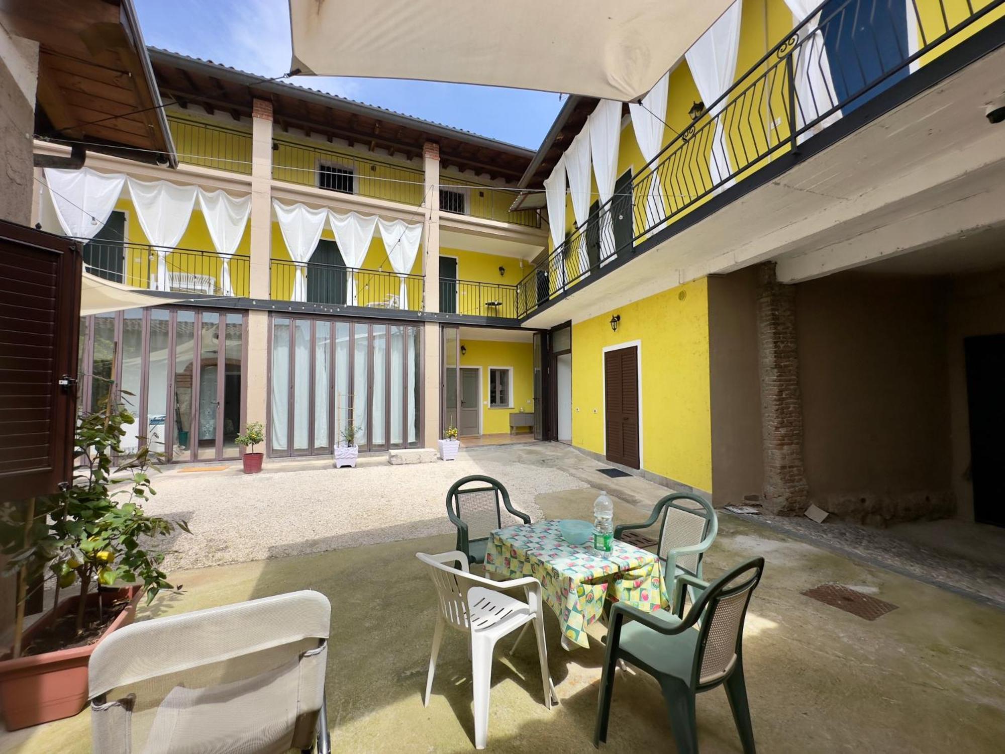 פואניאגו B&B La Corte מראה חיצוני תמונה